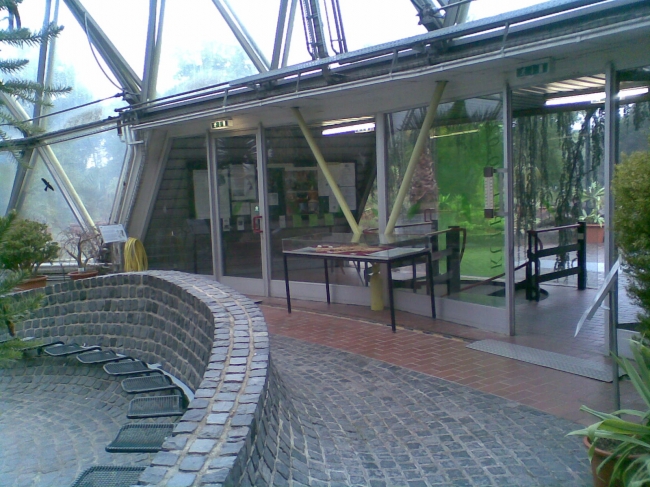 Buckminster Fuller geodesic dome at the Botanischer Garten Düsseldorf, entry/exit