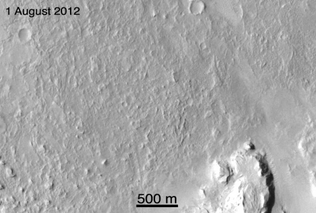 Ballasts Hitting the Surface, Close-Up,  These before-and-after images show the effects of weights from the entry vehicle of NASA's Curiosity rover hitting the surface of Mars. These are enlarged i...