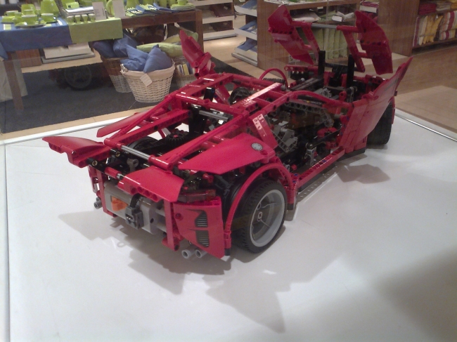 LEGO Technik Red Sportscar, 