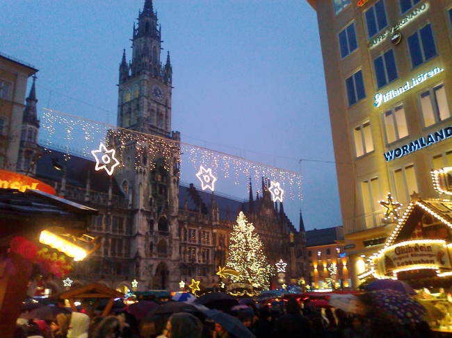 München, Blick Richtung Rathaus/ Marienplatz, 