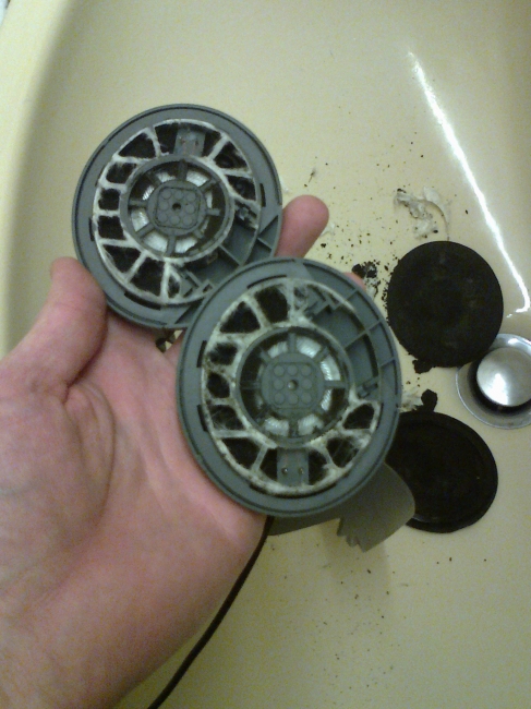 Rotten Sennheiser cans, cleaning...