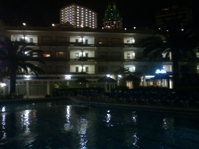 Pool of Gran Hotel Delfin, at night