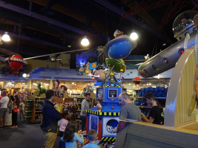 Disney Store, 