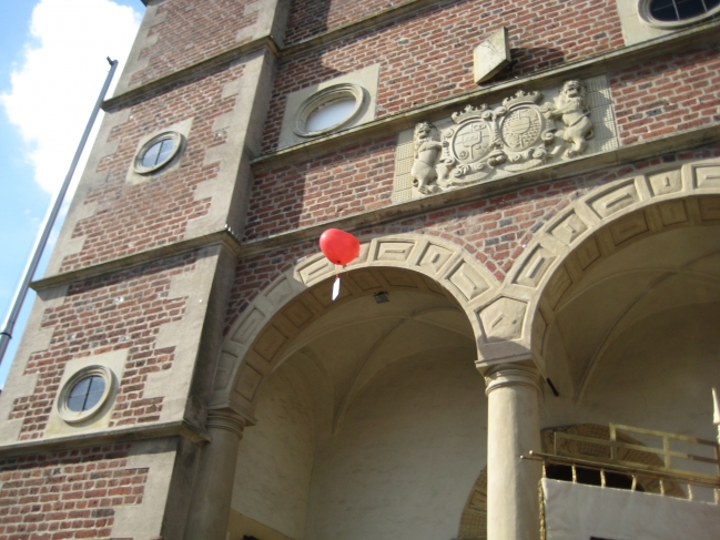 Einzelner Ballon, Kapelle Raesfeld