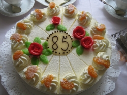 Torte zum 85. Geburtstag